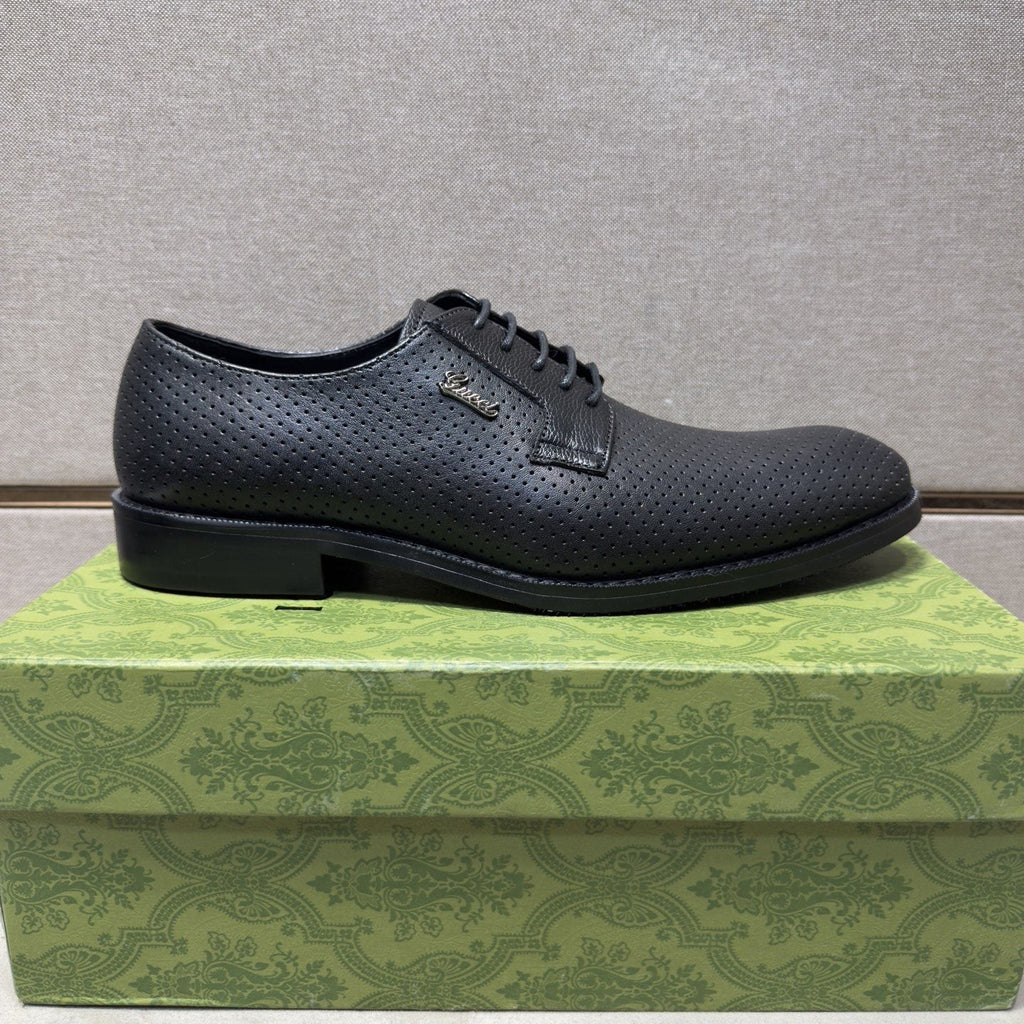 Gucci Men's Black Perforated Lace-Up Shoes